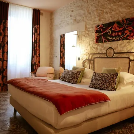 Le Petit Hotel Saint-Rémy-de-Provence