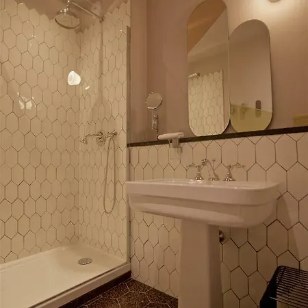Le Petit Hotel Saint-Rémy-de-Provence