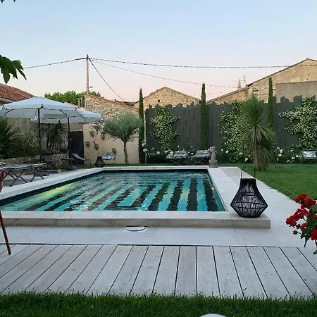 Hotel Le Petit Saint-Rémy-de-Provence