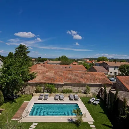 Le Petit Saint-Remy-de-Provence